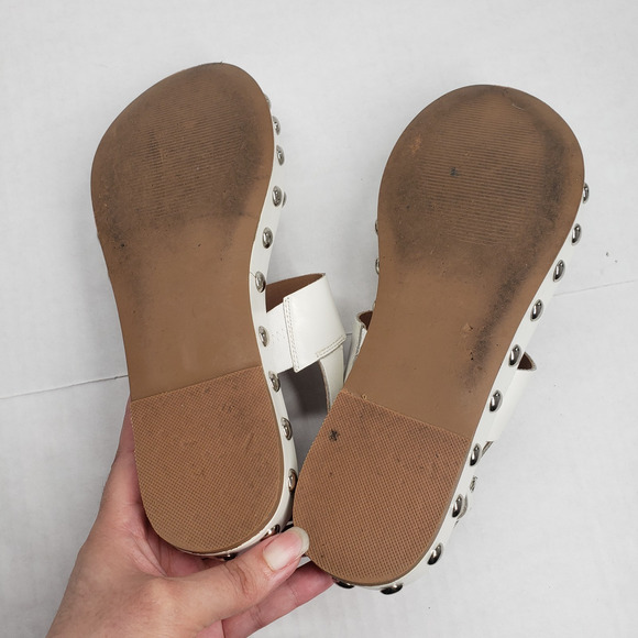 Steve Madden Sandals Women 9 White Studded Leather Vacation Goth Preppy Flatform - Picture 11 of 16